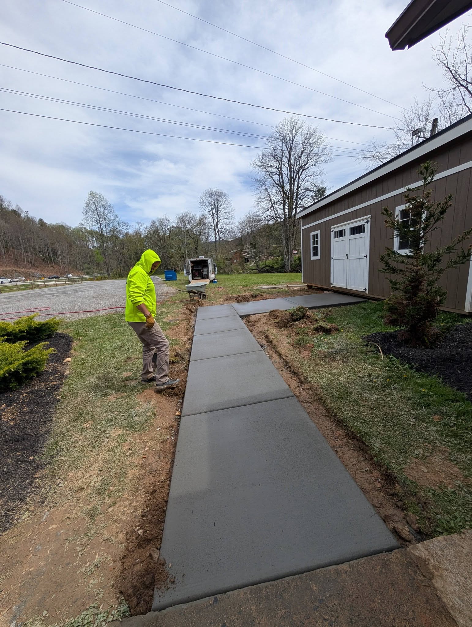 Finished concrete walkway